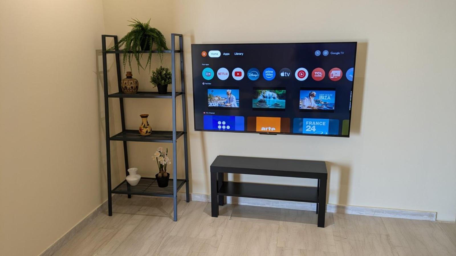 Beachfront Apartment Nea Moudania Ngoại thất bức ảnh