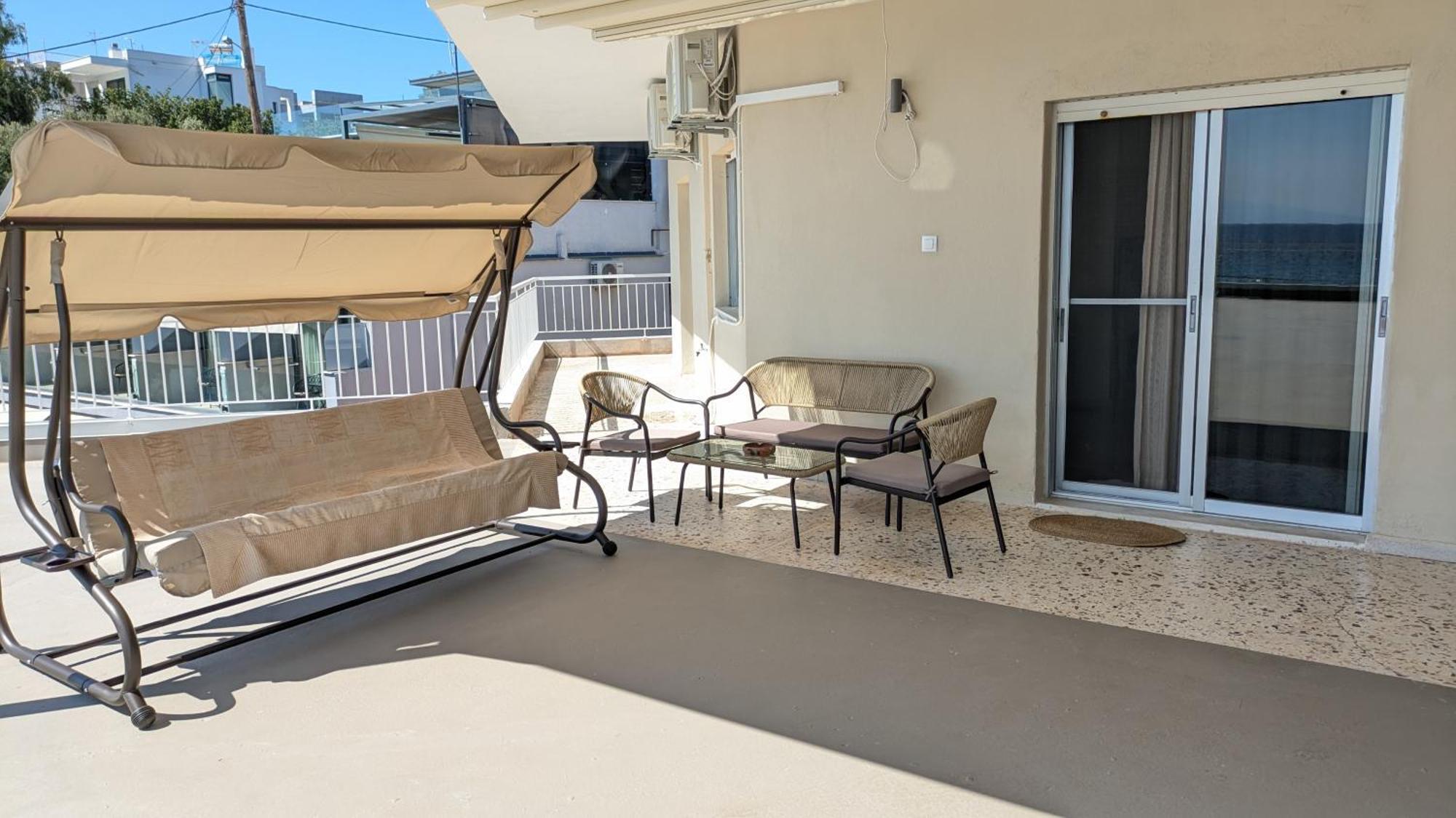 Beachfront Apartment Nea Moudania Ngoại thất bức ảnh